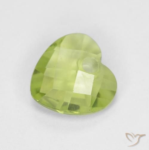 0.75ct Natural Verde médio Peridoto, Coração, VS