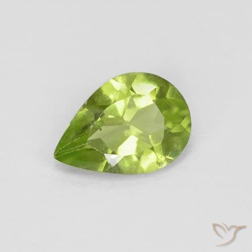 Peridoto Verde médio Natural 0.67ct, Formato de pêra, VVS-VS