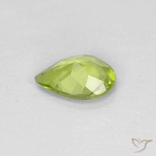 Peridoto Verde médio Natural 0.52ct, Formato de pêra, VS