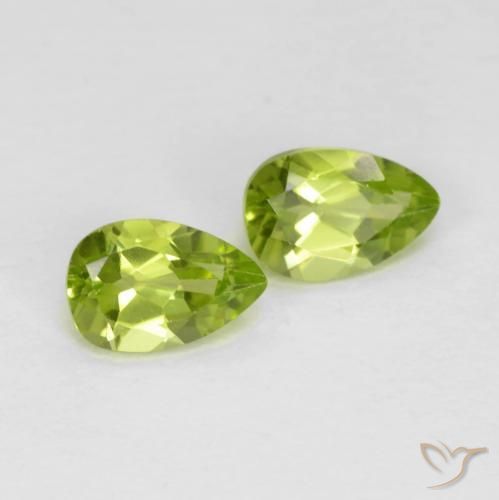 Pedras preciosas de Peridoto verde vivo natural de 0.91 ct, Formato de pêra, VVS-VS