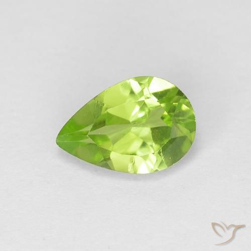 0.72ct Natural Verde médio Peridoto, Formato de pêra, VS