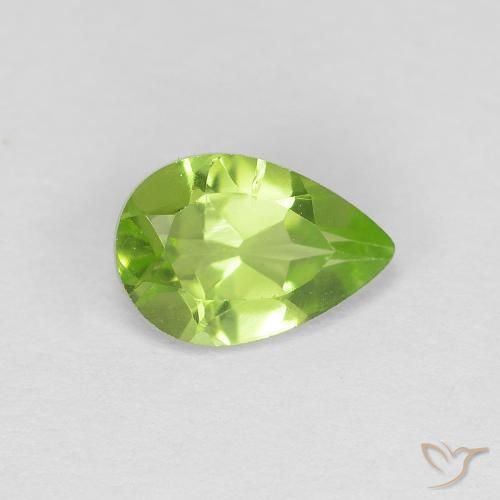 Peridoto Verde médio Natural 0.72ct, Formato de pêra, VS