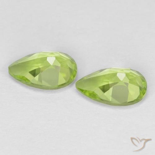 Pedras preciosas de Peridoto Verde Vivo Claro natural de 0.88 ct, Formato de pêra, VS