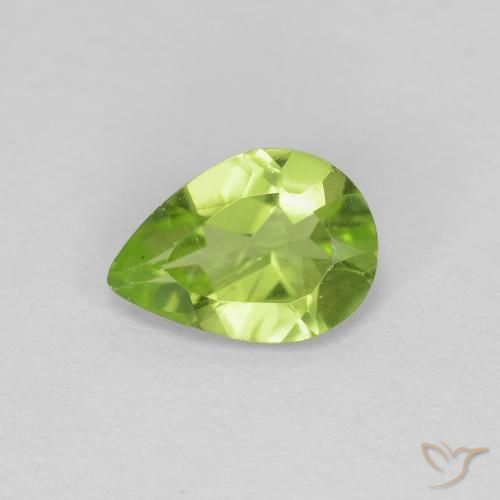 Peridoto Verde médio Natural 0.69ct, Formato de pêra, VS