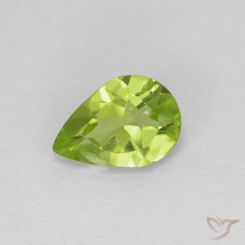 0.65ct Natural Verde médio Peridoto, Formato de pêra, VS