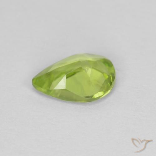Peridoto Verde médio Natural 0.65ct, Formato de pêra, VS
