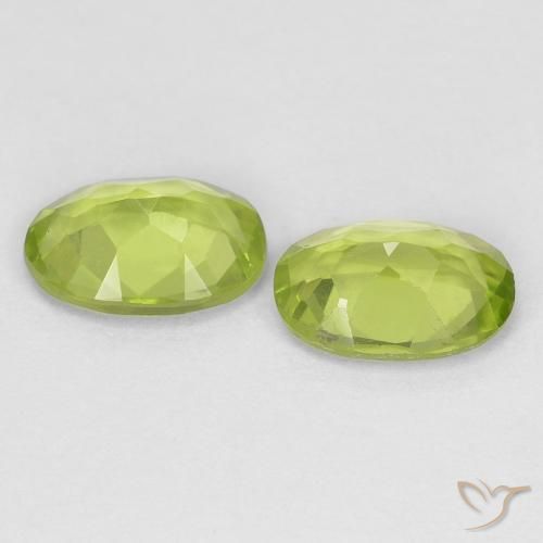 Pedras preciosas de Peridoto verde vivo natural de 1.57 ct, oval, VS