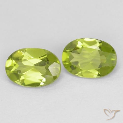 Pedras preciosas de Peridoto Verde médio natural de 1.72 ct, oval, VS