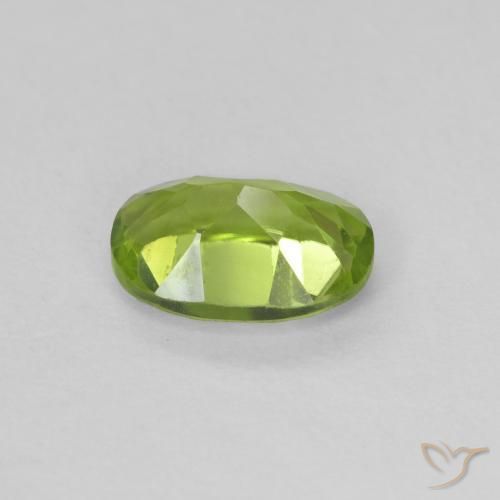 Peridoto Verde médio Natural 0.92ct, oval, VVS-VS