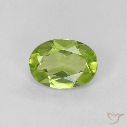 0.80ct Natural Verde médio Peridoto, oval, VVS