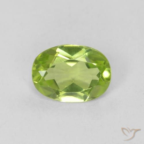 0.80ct Natural Verde médio Peridoto, oval, VVS