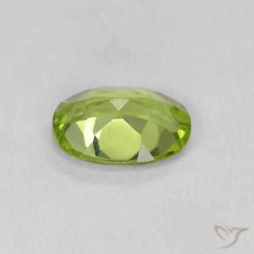 Peridoto Verde médio Natural 0.80ct, oval, VVS