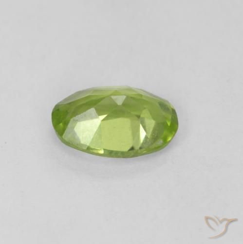 Peridoto Verde médio Natural 0.59ct, oval, VVS