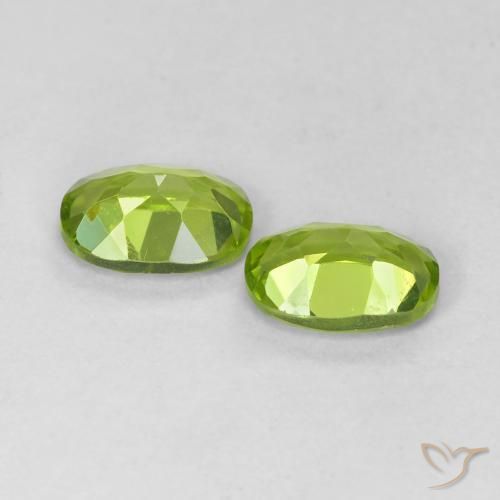 Pedras preciosas de Peridoto verde vivo natural de 1.84 ct, oval, VS