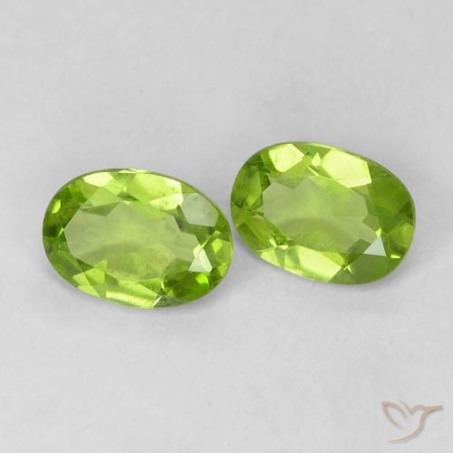 Pedras preciosas de Peridoto Verde médio natural de 1.55 ct, oval, VVS-VS