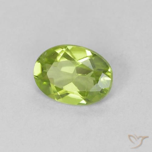 Peridoto verde vivo Natural 0.67ct, oval, VS