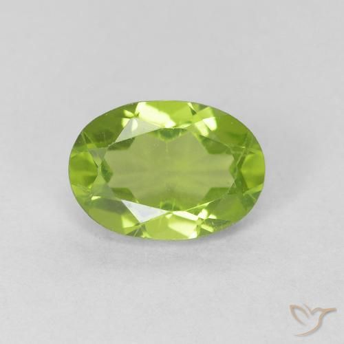 0.93ct Natural Verde médio Peridoto, oval, VS