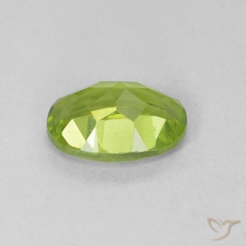 Peridoto Verde médio Natural 0.93ct, oval, VS