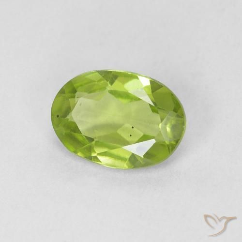 Peridoto Verde médio Natural 0.76ct, oval, VVS-VS