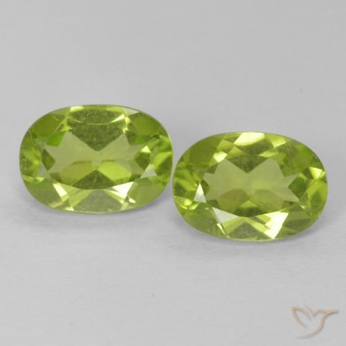 1.79ctw Natural Verde médio Peridoto, oval, VVS-VS