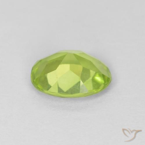 Peridoto Verde médio Natural 1.10ct, oval, VS
