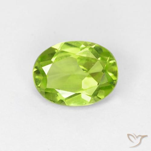 1.15ct Natural Verde amarelado Peridoto, oval, VVS-VS