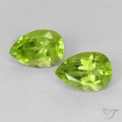 Pedras preciosas de Peridoto Verde médio natural de 0.97 ct, Formato de pêra, VS