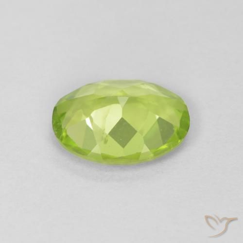 Peridoto Verde médio Natural 1.02ct, oval, VS