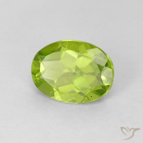 Peridoto Verde médio Natural 1.25ct, oval, VVS-VS