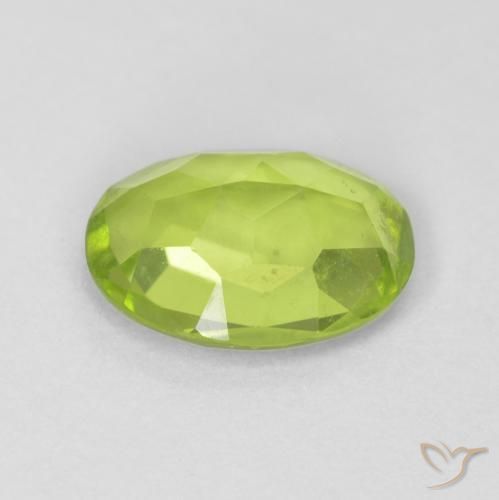 Peridoto Verde claro Natural 1.10ct, oval, VVS-VS