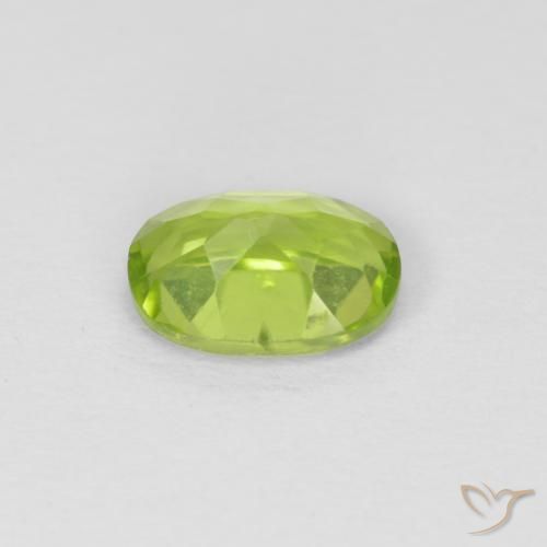 Peridoto Verde médio Natural 0.92ct, oval, VVS-VS