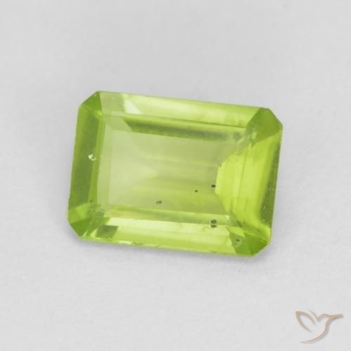 Peridoto Verde médio Natural 0.87ct, Corte Octógono / Esmeralda, VS