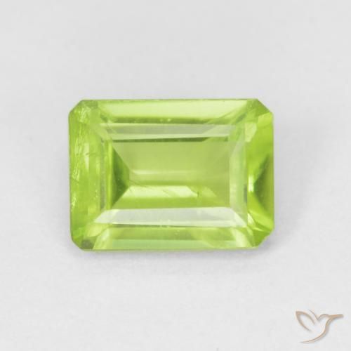 0.98ct Natural Verde amarelado Peridoto, Corte Esmeralda, VS