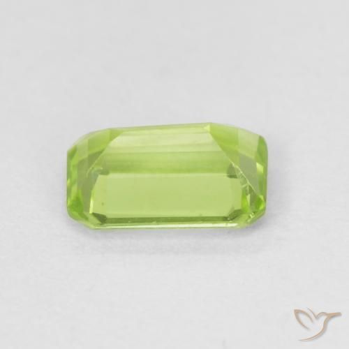 Peridoto Verde médio Natural 0.56ct, Corte Octógono / Esmeralda, VVS