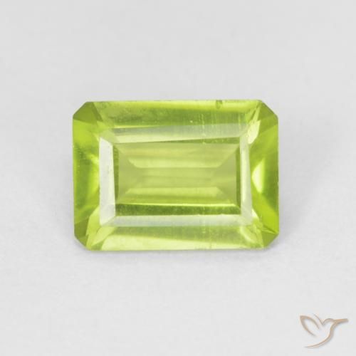 0.88ct Natural Verde claro Peridoto, Corte Esmeralda, VVS