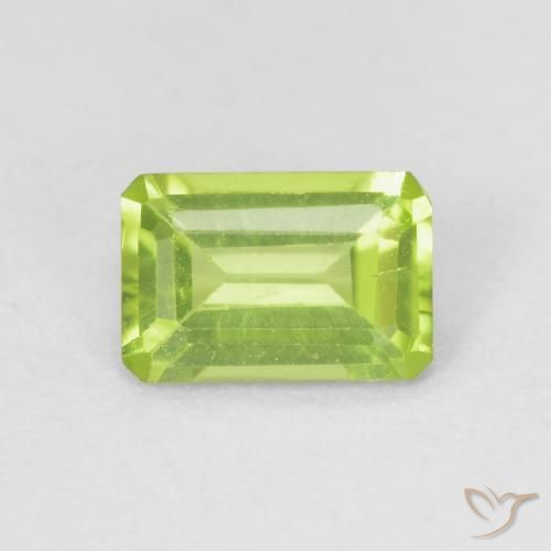 0.56ct Natural Verde claro Peridoto, Corte Esmeralda, VS