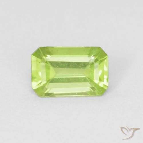 0.51ct Natural Luz verde Peridoto, Corte Esmeralda, VVS