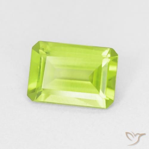 Peridoto Verde claro Natural 0.88ct, Corte Octógono / Esmeralda, VVS