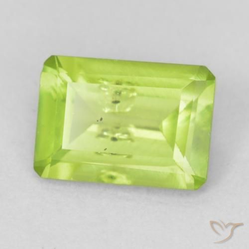 Peridoto Verde amarelado Natural 0.95ct, Corte Octógono / Esmeralda, VS-SI