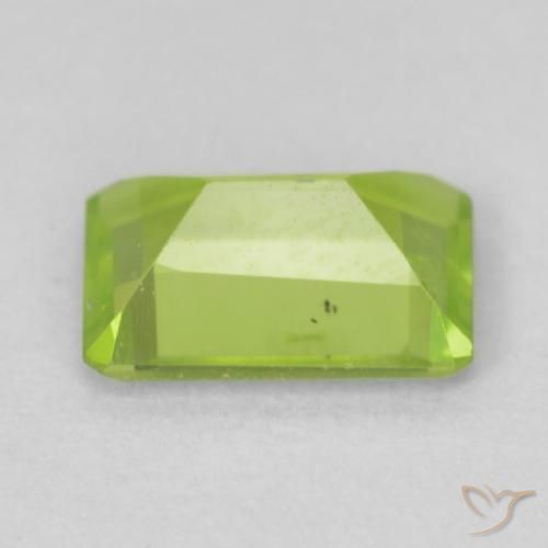 Peridoto Verde amarelado Natural 0.95ct, Corte Octógono / Esmeralda, VS-SI