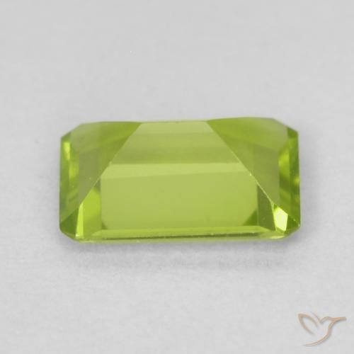Peridoto Verde médio Natural 0.80ct, Corte Octógono / Esmeralda, VVS