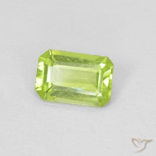 Peridoto Verde médio Natural 0.49ct, Corte Octógono / Esmeralda, VVS-VS