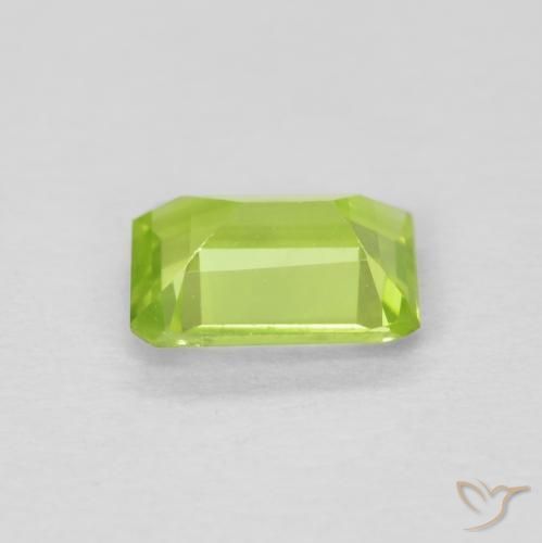 Peridoto Verde claro Natural 0.76ct, Corte Octógono / Esmeralda, VVS-VS