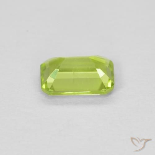 Peridoto Verde claro Natural 0.54ct, Corte Octógono / Esmeralda, VVS-VS