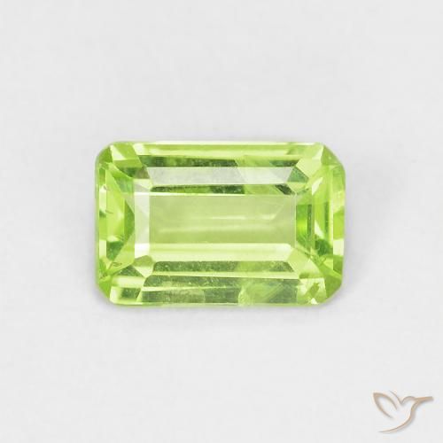 0.54ct Natural verde vivo Peridoto, Corte Esmeralda, VS