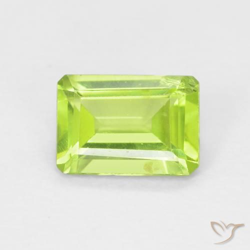 1.03ct Natural Verde médio Peridoto, Corte Esmeralda, VS