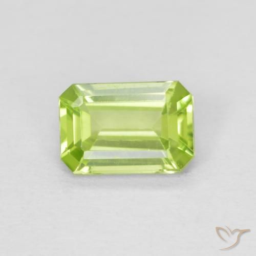 0.55ct Natural Verde claro Peridoto, Corte Esmeralda, VS