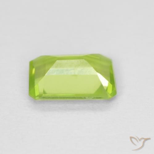 Peridoto Verde claro Natural 0.90ct, Corte Octógono / Esmeralda, VS