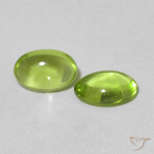 Pedras preciosas de Peridoto Verde médio natural de 0.93 ct, oval, Transparente