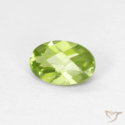 Peridoto Verde claro Natural 0.57ct, oval, VS